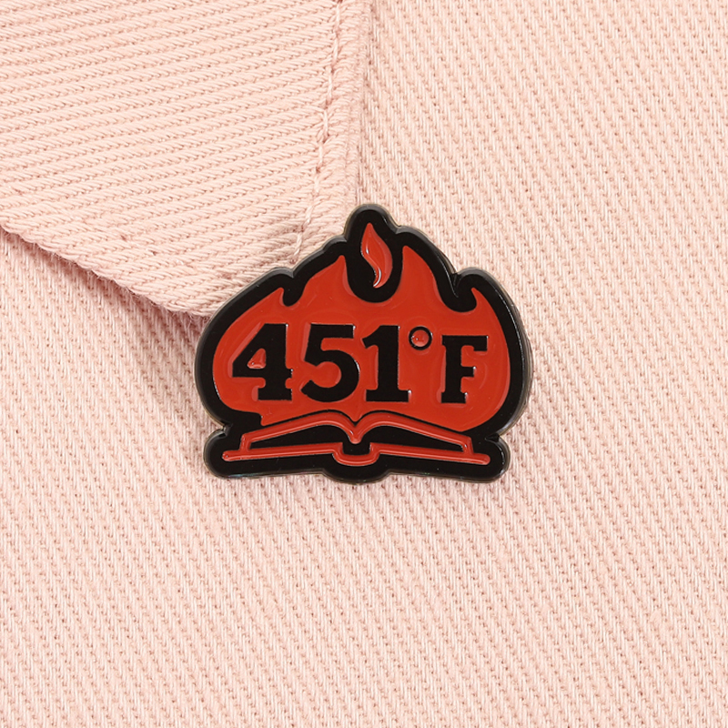 Fahrenheit 451 Book Enamel Pin - Science Buddies 评论和价格